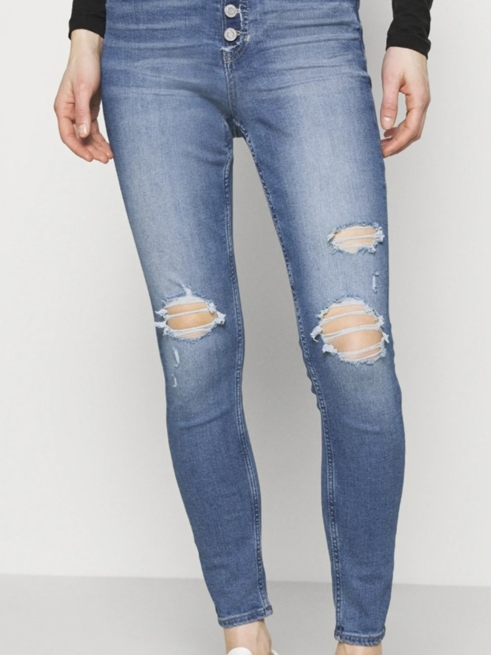 GAP Light Blue Distressed Skinny Jeans